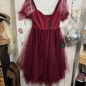 NWT Lulu's Rich Burgundy Tulle Dress Sweetheart Neckline VALENTINES DAY! Med